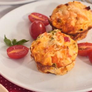 “Cupcakes” de Huevo, Pollo y Vegetales/ Sagrario Matos